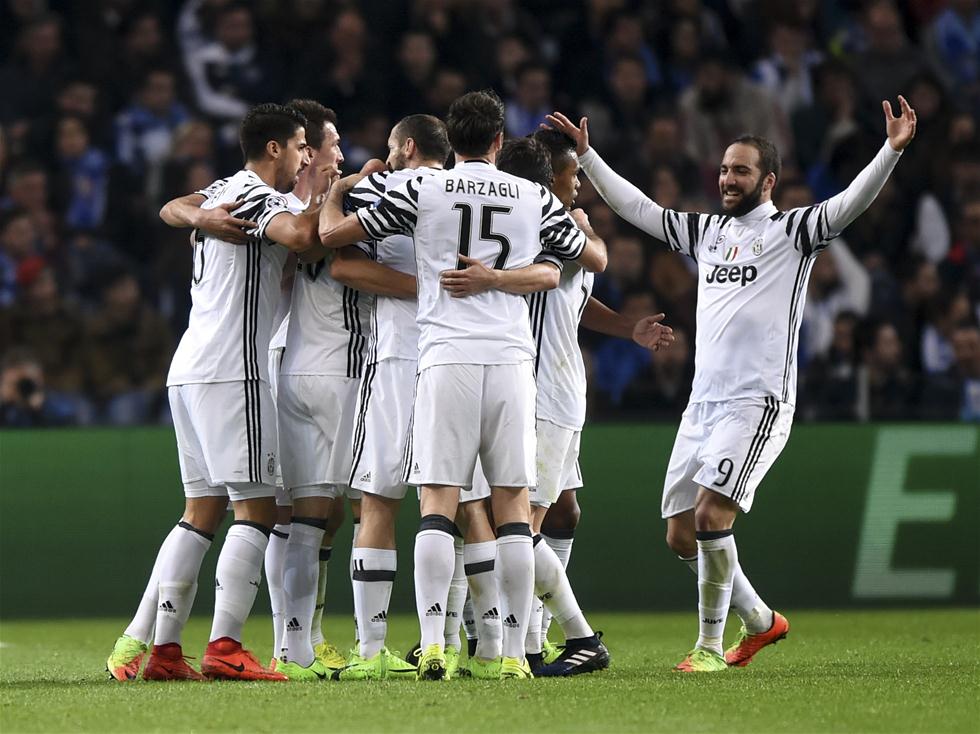 徐昕单场14+7获主帅认可！承诺给足球权锻炼，广东成最大赢家！（单场14+7打服主帅！徐昕将获更多球权锻炼，广东队成最大受益者）