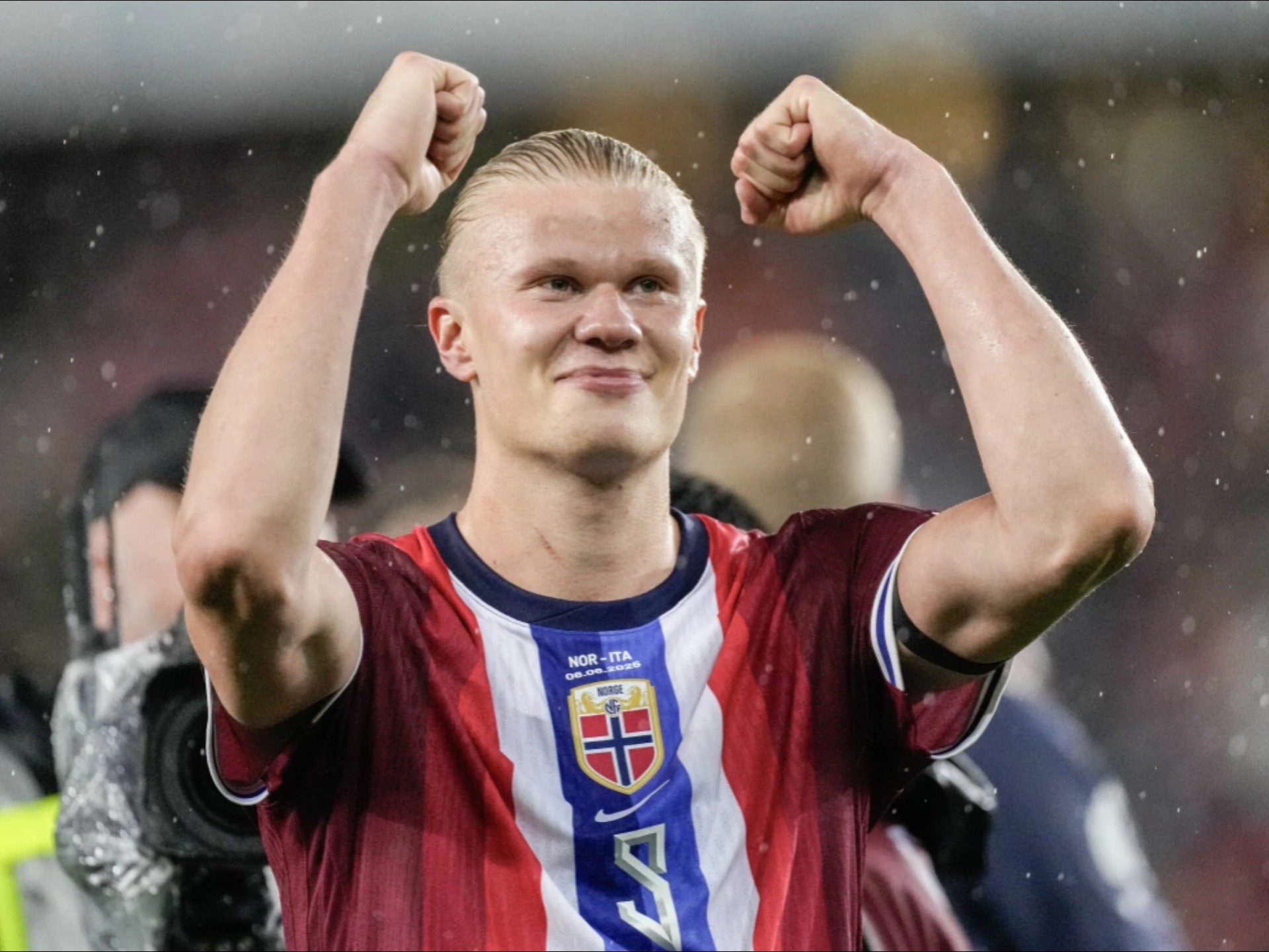 官方：除了被停赛一场之外，阿莱格里还被罚款1万欧元（官方通报：阿莱格里被禁赛一场并罚款1万欧元）