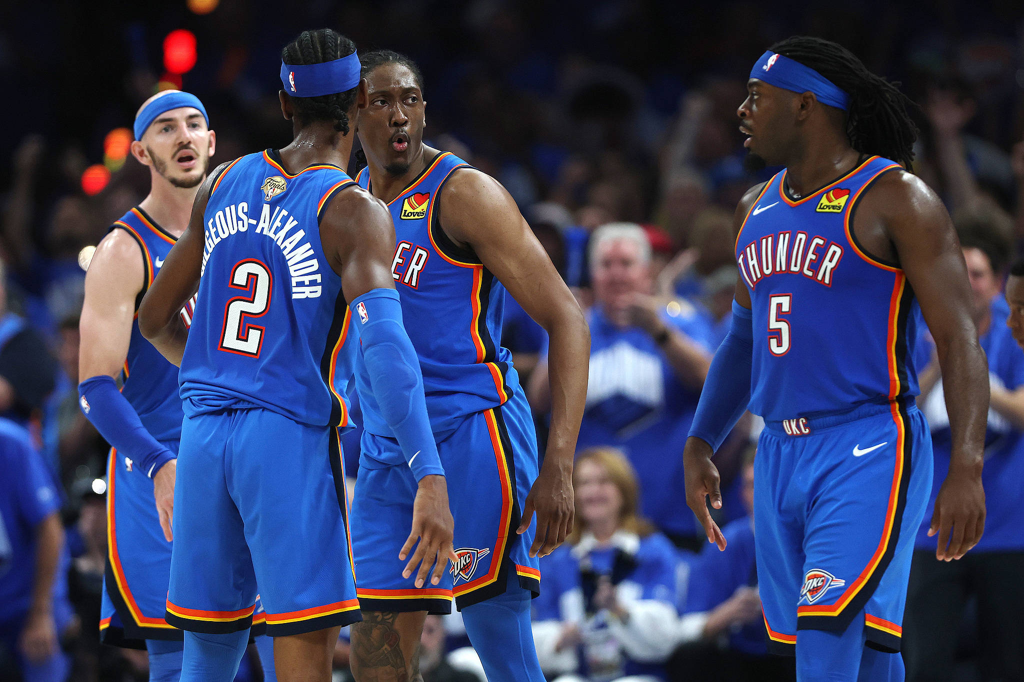 17岁290天，卡尔成为欧冠历史连续3场进球最年轻的球员（年仅17岁290天，卡尔加冕欧冠史上连续三场进球最年轻球员）