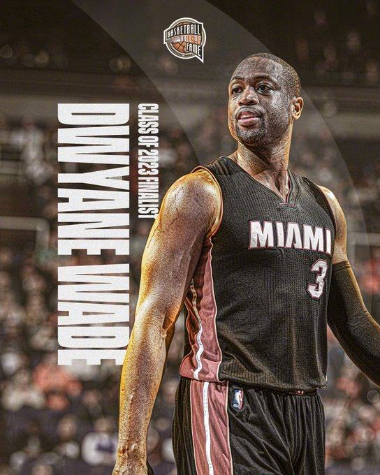 泰森底角接球，展现篮球技艺（泰森底角接球，尽显精湛球技）