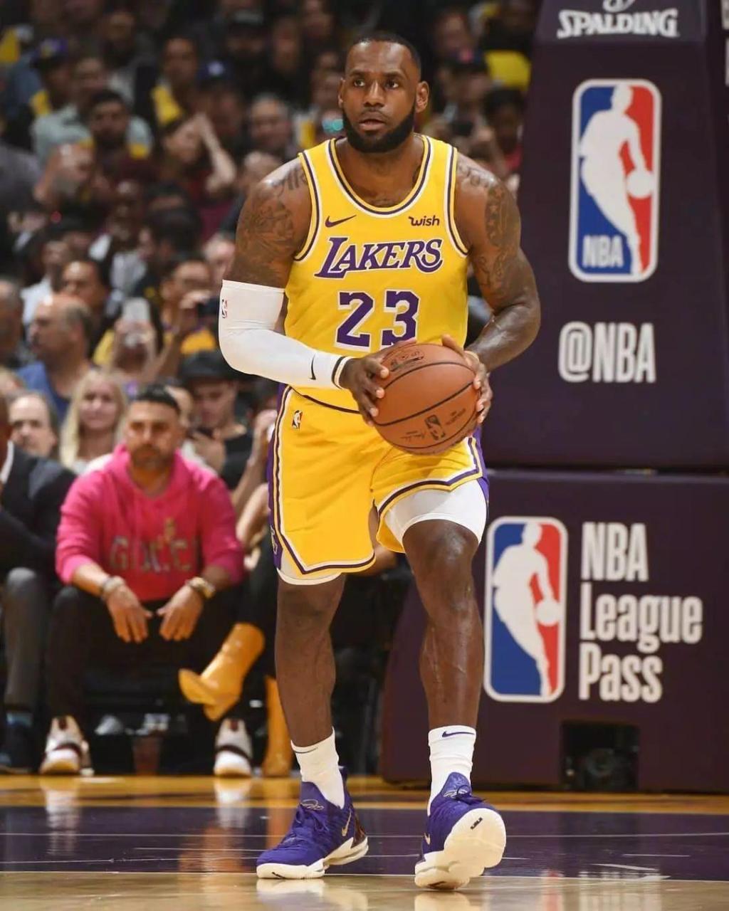 早报：想赢球？零封是关键（早报：制胜之道，在于零封对手）