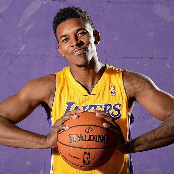 消息人士透露，保罗在G联盟中的地位不容小觑。（知情人士称，保罗在发展联盟的影响力举足轻重）