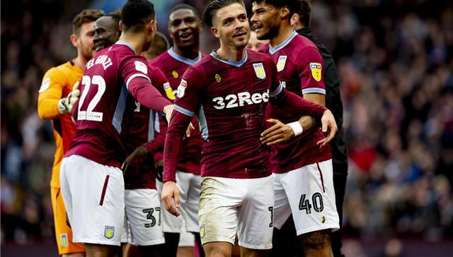 孔帕尼：我们没有“杯赛门将”制度；在混乱中迪亚斯有创造力（孔帕尼：不搞“杯赛专职门将”；迪亚斯在乱局中更具创造力）