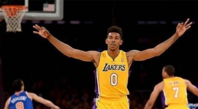 太阳本赛季终结过多支球队连胜，明天将对阵15连胜的雷霆（连胜终结者太阳明日对阵15连胜雷霆）