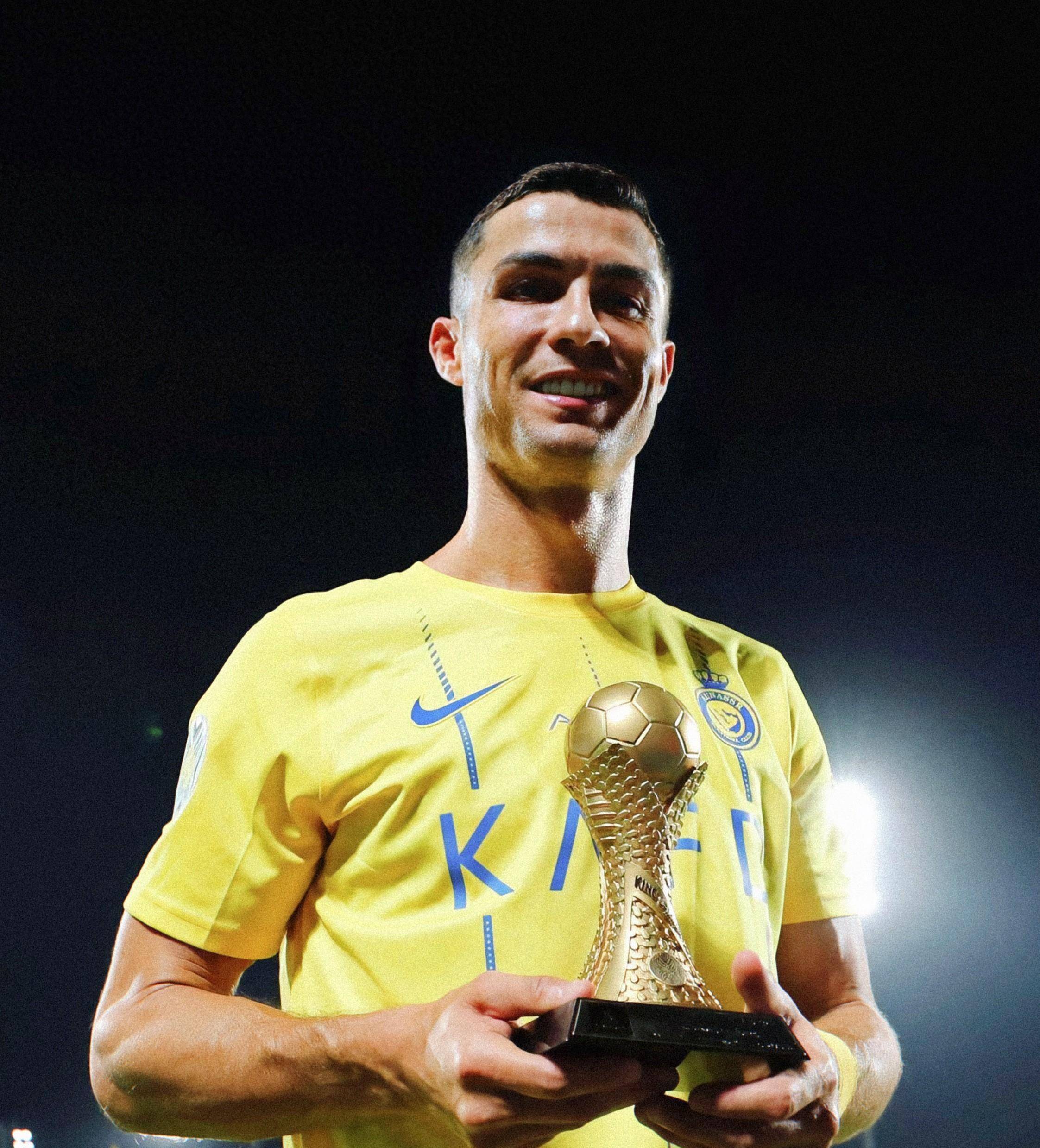 场均19.2分！Shams：波尔津吉斯因病将缺阵两周 并接受进一步评估（场均19.2分的波尔津吉斯因病预计休战两周，Shams称其将接受进一步评估）