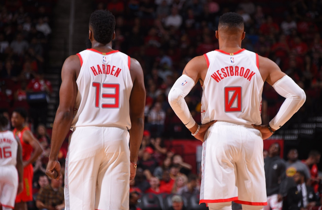 因大力手抛球闻名英超! 德拉普父亲：对手宁愿给角球也不给界外球（英超大力界外球成名！德拉普父亲：对手宁可给角球也不给界外球）