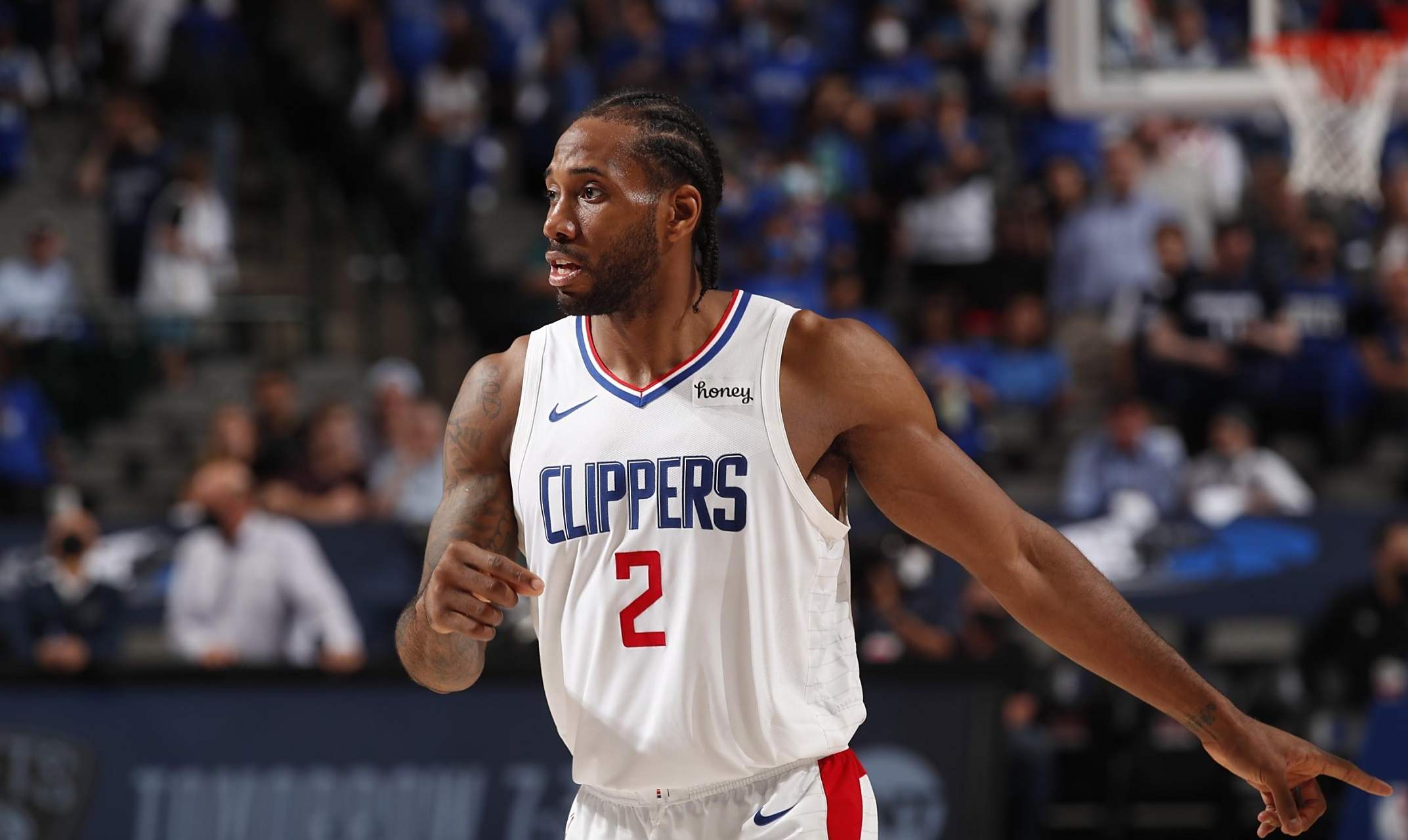 雷霆VS森林狼裁判报告：共1次漏判 漏吹多特提前进线（雷霆vs森林狼裁判报告：仅一次错漏，未吹多特提前入线违例）