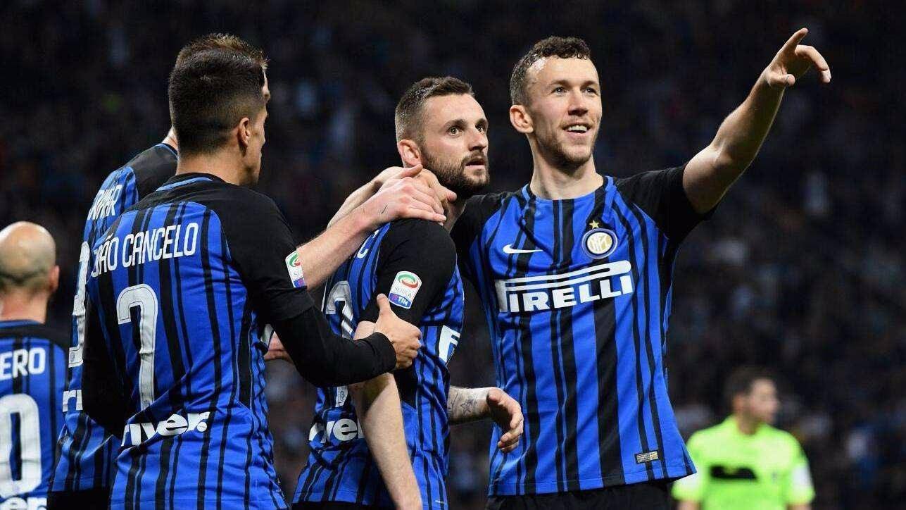 2025中国公路自行车职业联赛暨“环云南”公路自行车赛（楚雄站）燃情启程（2025中国公路自行车职业联赛暨“环云南”公路自行车赛楚雄站激情开赛）